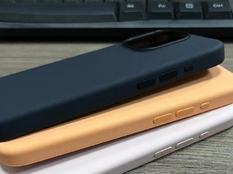 图木舒克苹果14维修站分享iPhone14手机壳能直接给iPhone15用吗?